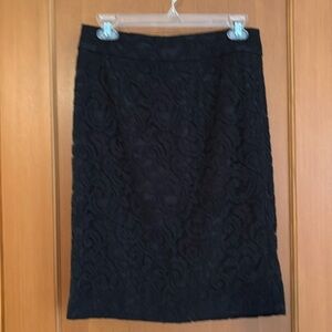 Black lace, pencil skirt.